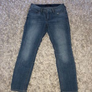 Jean Capri or ankle fit